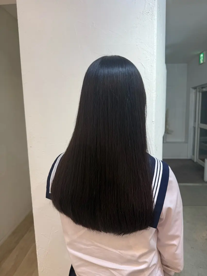 ロング カット Hikari／暖色／ ブラウンカラー🤍のヘアスタイル