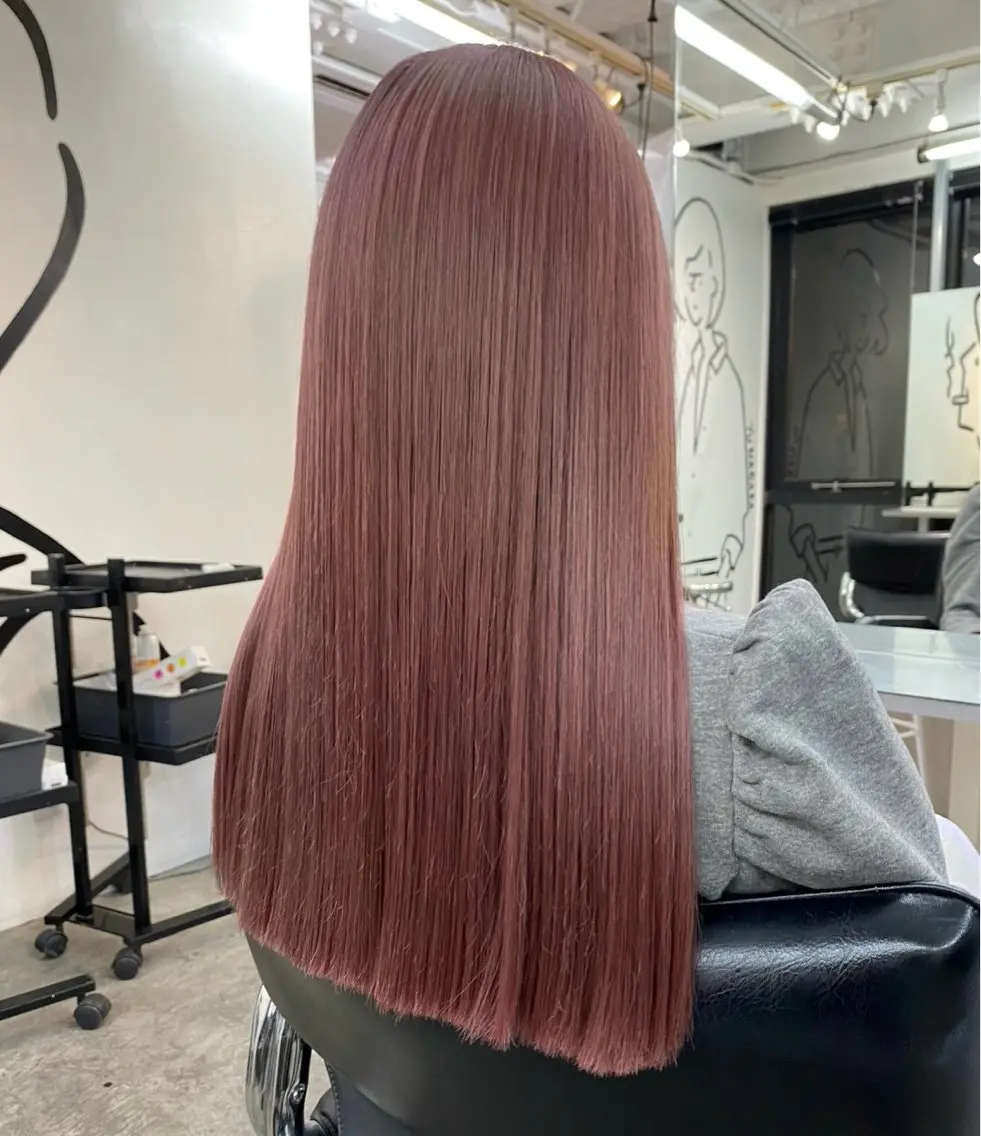 ロング カラー ブリーチカラー×艶 🍨mihoのヘアスタイル