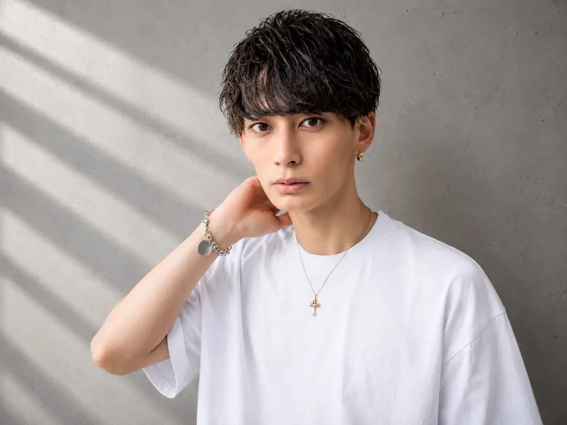 ミディアム 🌟短髪指名No.1 泰成/フェード🌟のヘアスタイル