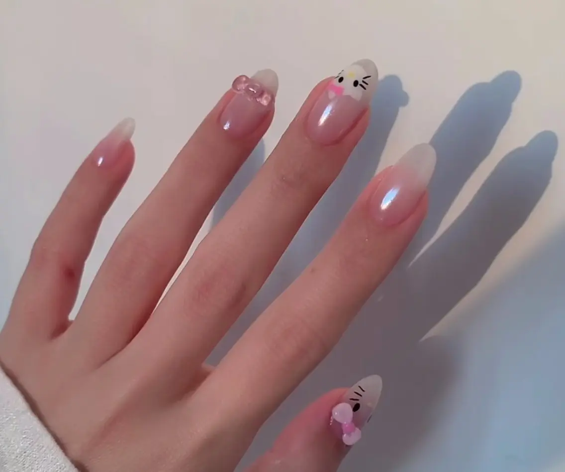ネイル ハンドネイル ハンドケア 🍑 momo_nailのネイルデザイン