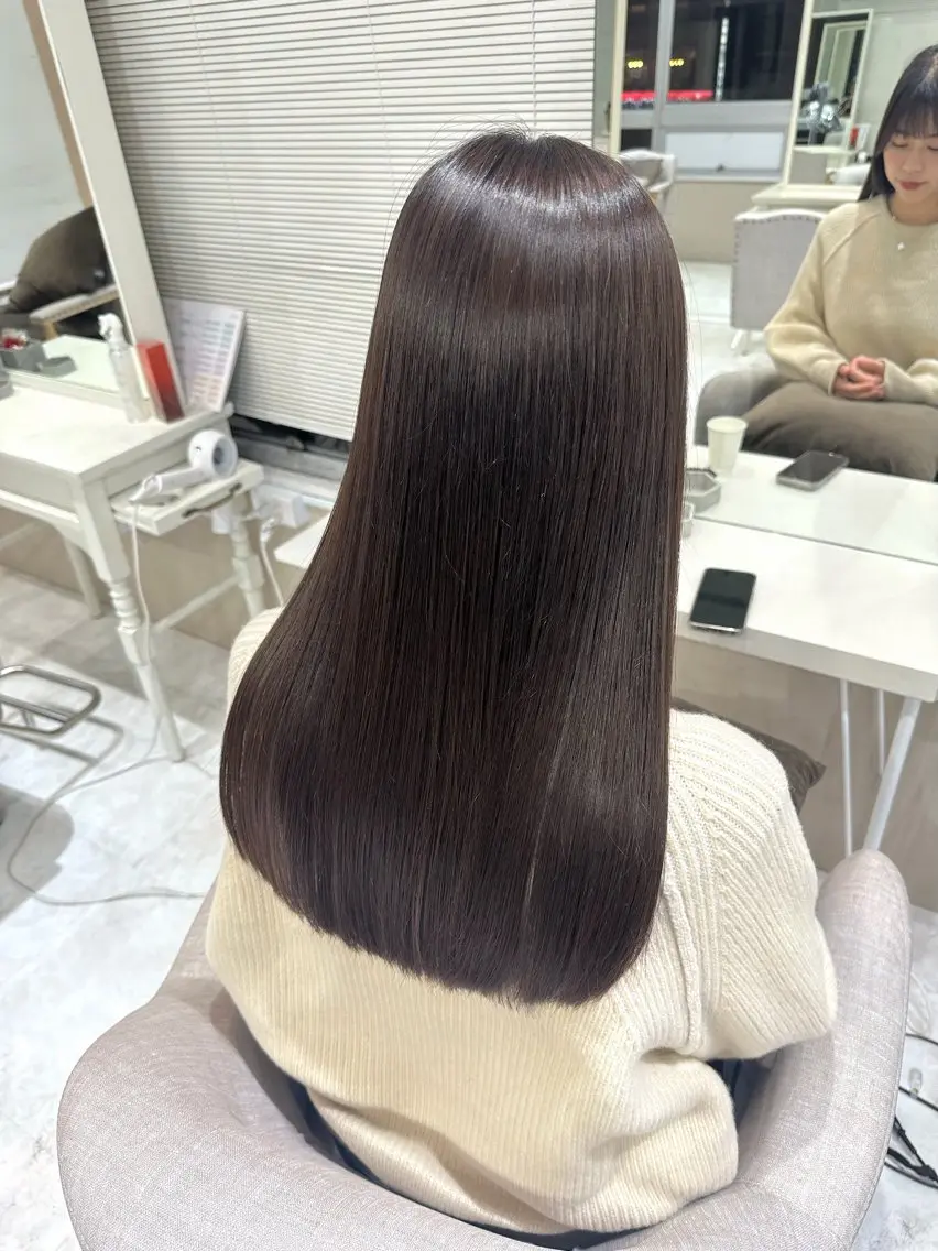 ロング 顔まわりレイヤー 髪質改善 レイヤーカット ロング 縮毛矯正 縮毛矯正 酸性縮毛矯正モデル/ 梅田/咲音のヘアスタイル