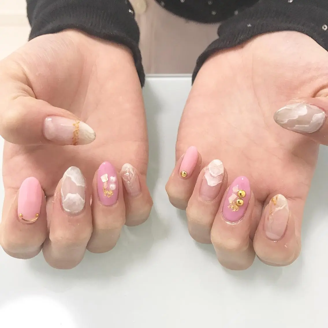 ネイル 板垣 綾乃のネイルデザイン