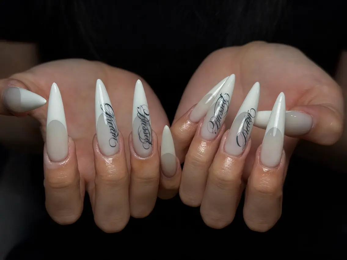 ネイル 韓国ネイル シンプルネイル ワンホンネイル ハンドネイル CoMo Nailのネイルデザイン