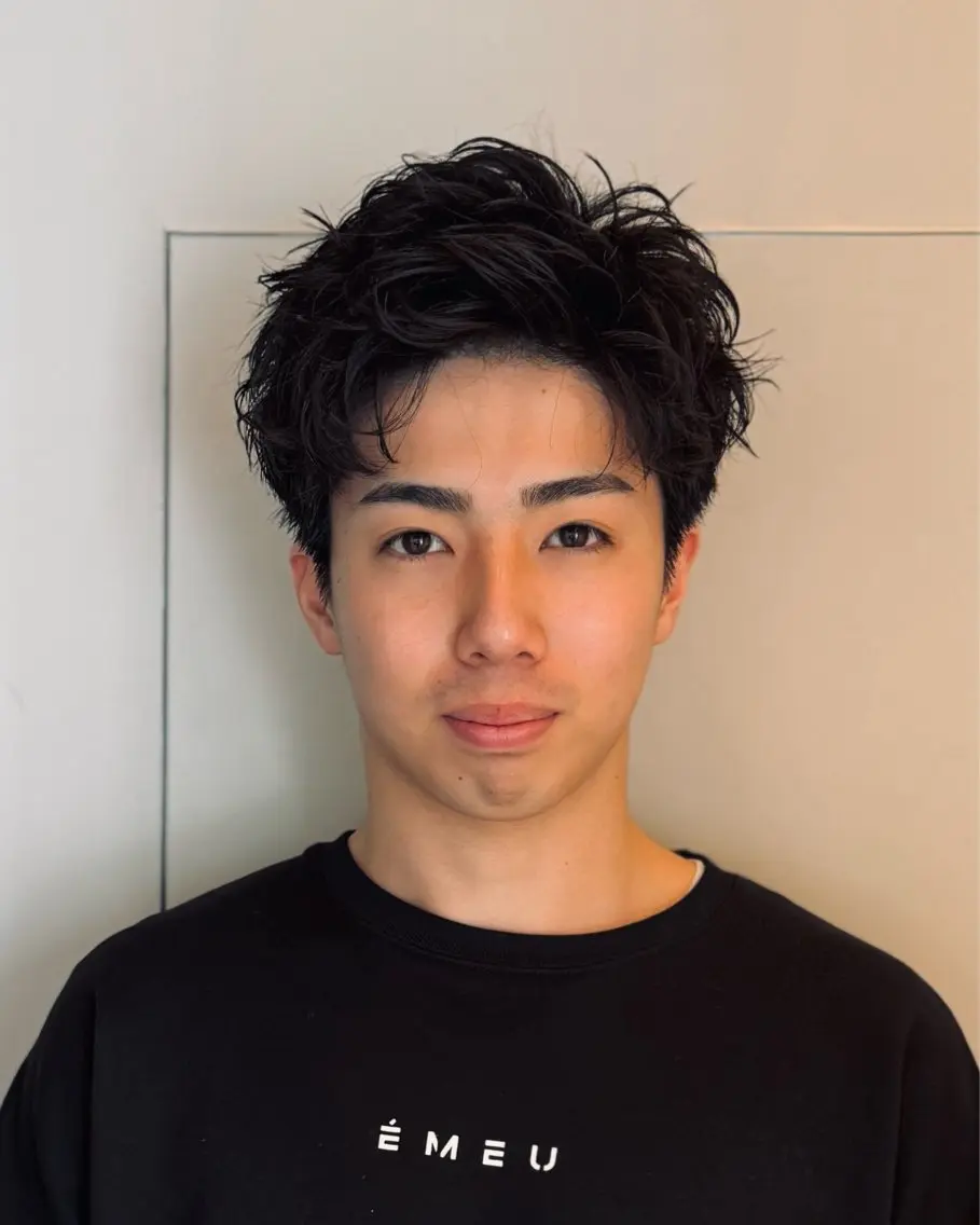 ショート パーマ メンズ メンズパーマ ショートヘア ニュアンスパーマ カット パーマ メンズショート 丸山 航輝のヘアスタイル