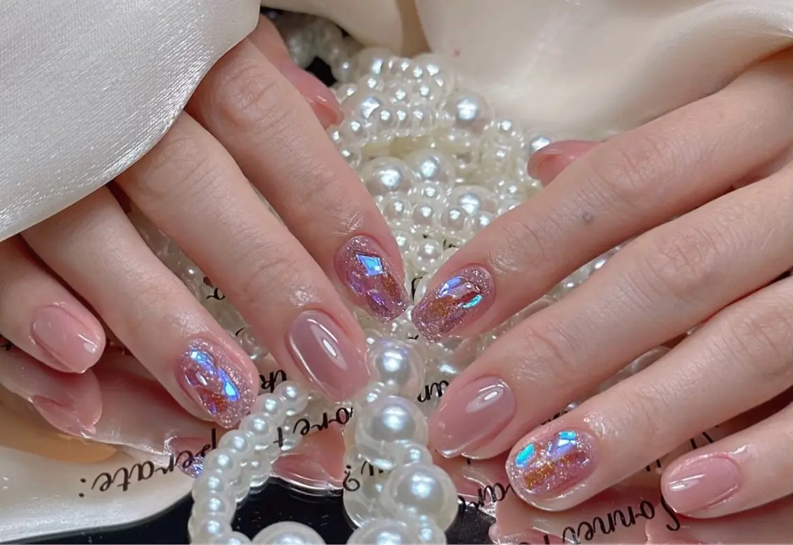 ネイル オーロラネイル べっ甲ネイル チークネイル 成人式 長さ出し ハンドネイル ハンドケア For you. Nail Salonのネイルデザイン