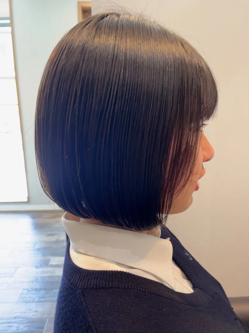 ショート ボブ カット 大良 彩水のヘアスタイル