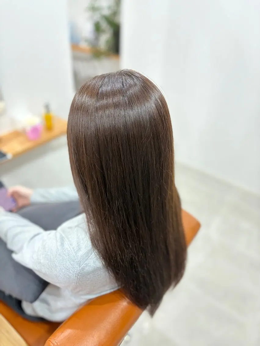 ロング 縮毛矯正 兼岡 ひかりのヘアスタイル