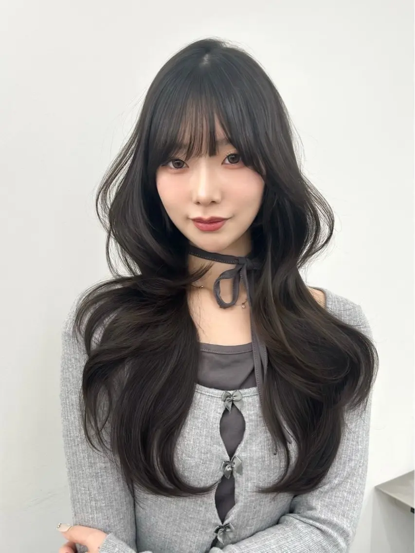 ロング カラー 透明感カラー グレージュ ハイレイヤー 韓国風ヘア レイヤーカット カット ヘアカラー トリートメント 韓国ヘア/顔周り ヘアセット/加藤優里のヘアスタイル