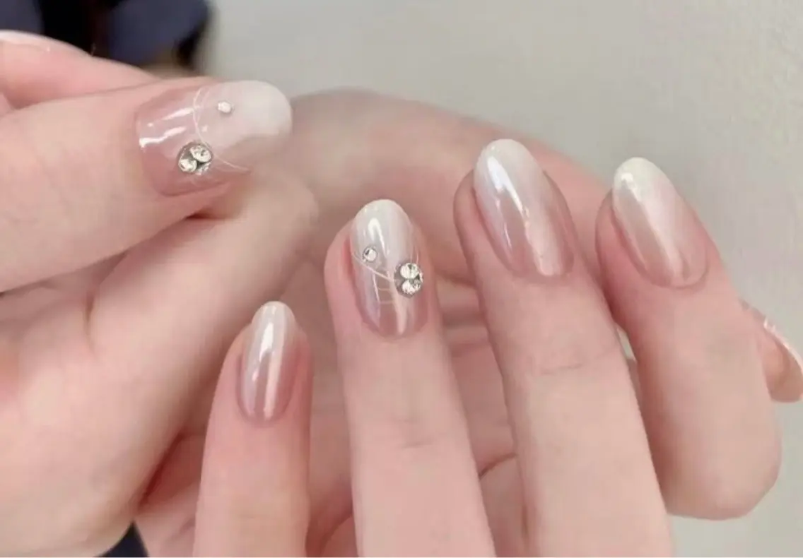 ネイル しらい あや🌸めのネイルデザイン