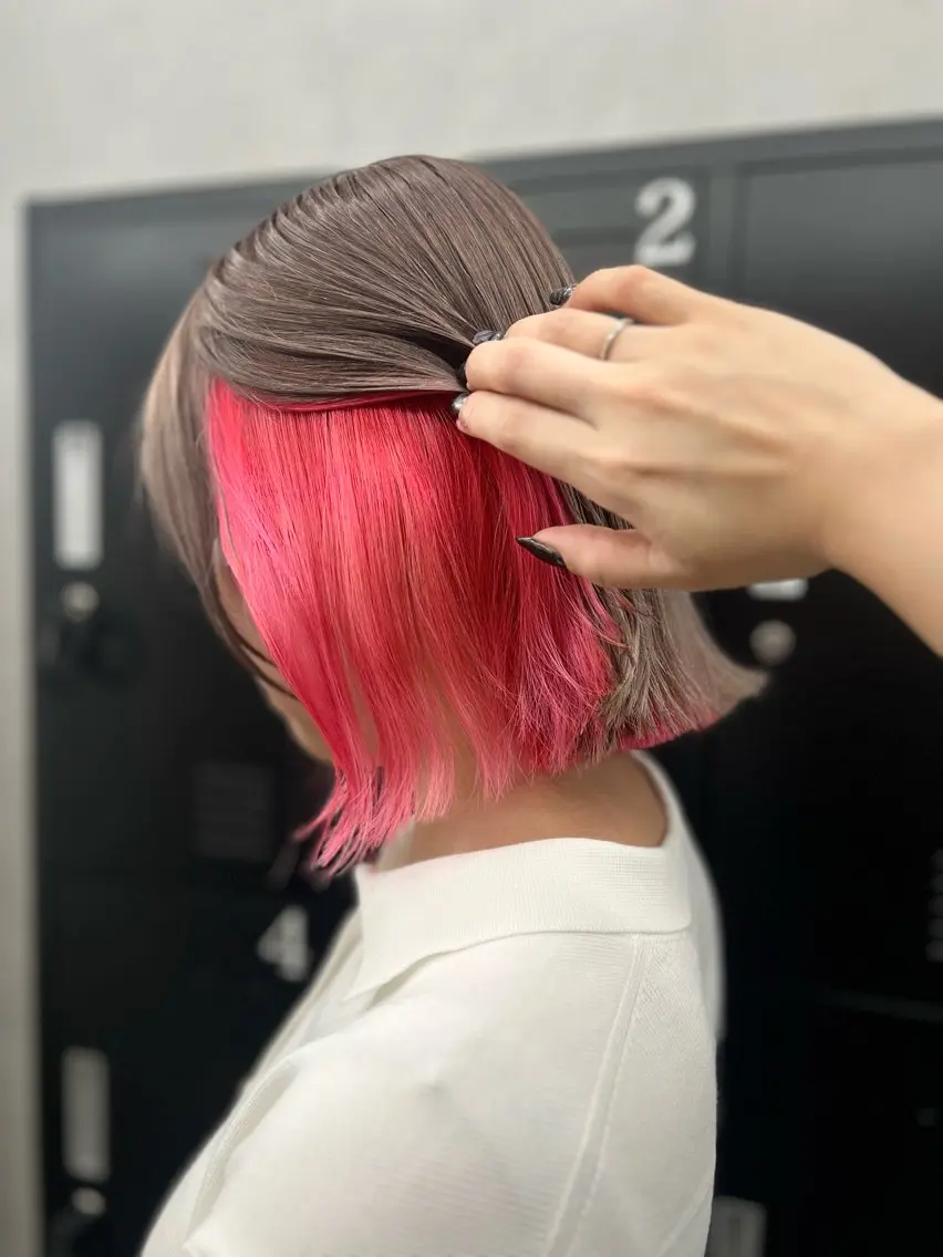 ミディアム カラー ベージュカラー ブリーチ 透明感カラー デザインカラー ミルクティーベージュ カット ヘアカラー 透明感カラー特化🫧 🦋栗原🦋のヘアスタイル