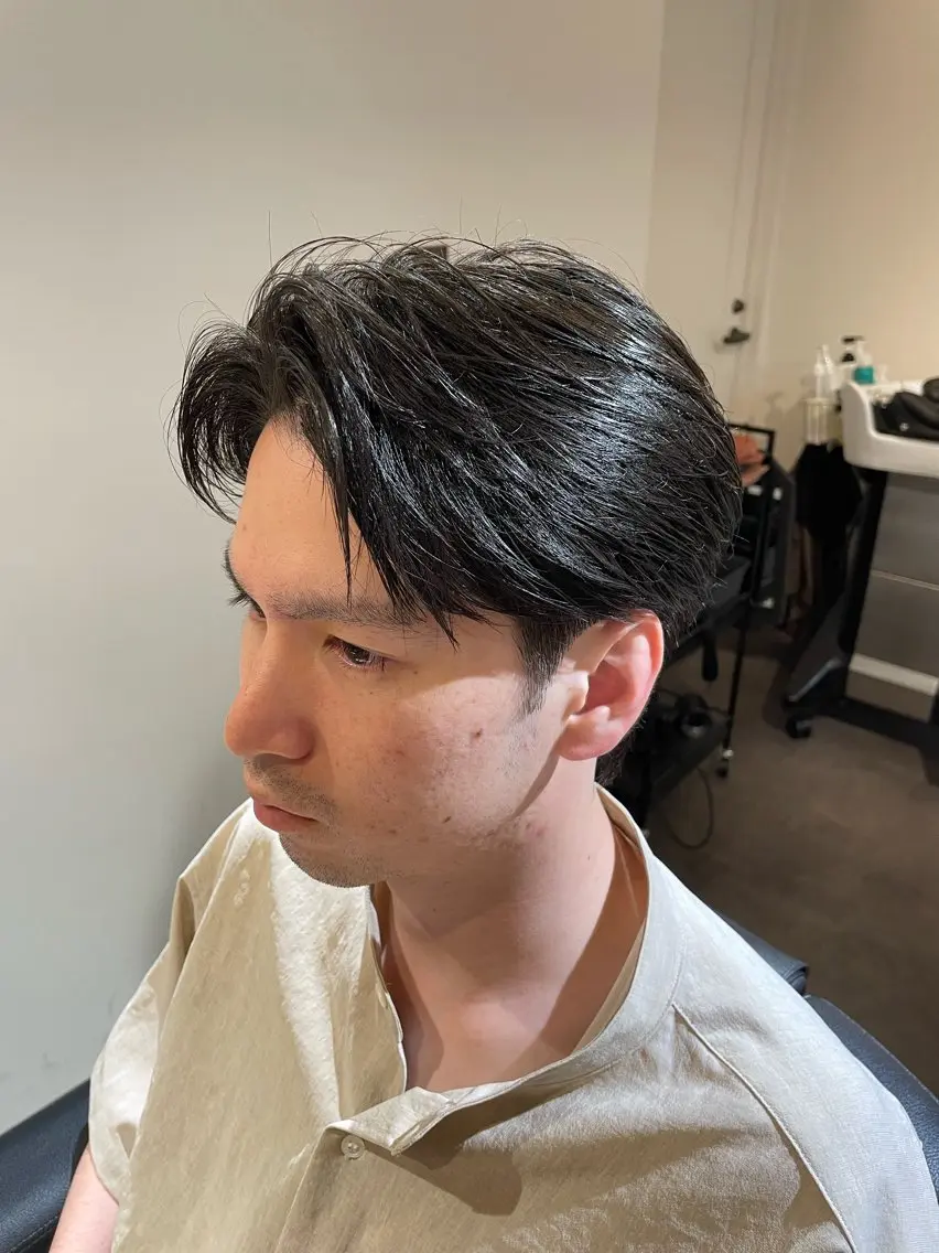 ミディアム 下山 けいんのヘアスタイル