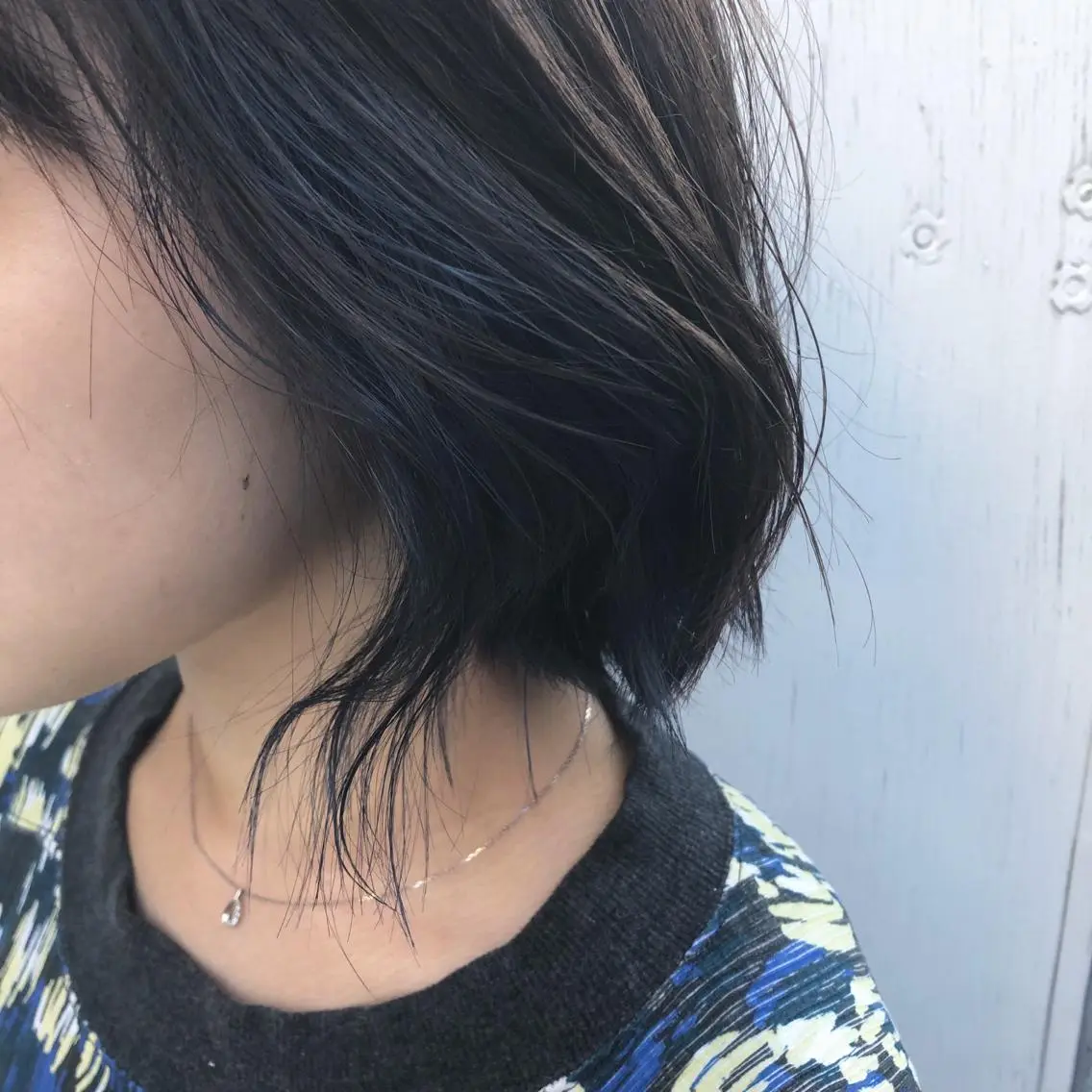 カラー ブルーカラー グレージュ レイヤーカット 古川洋之のヘアスタイル