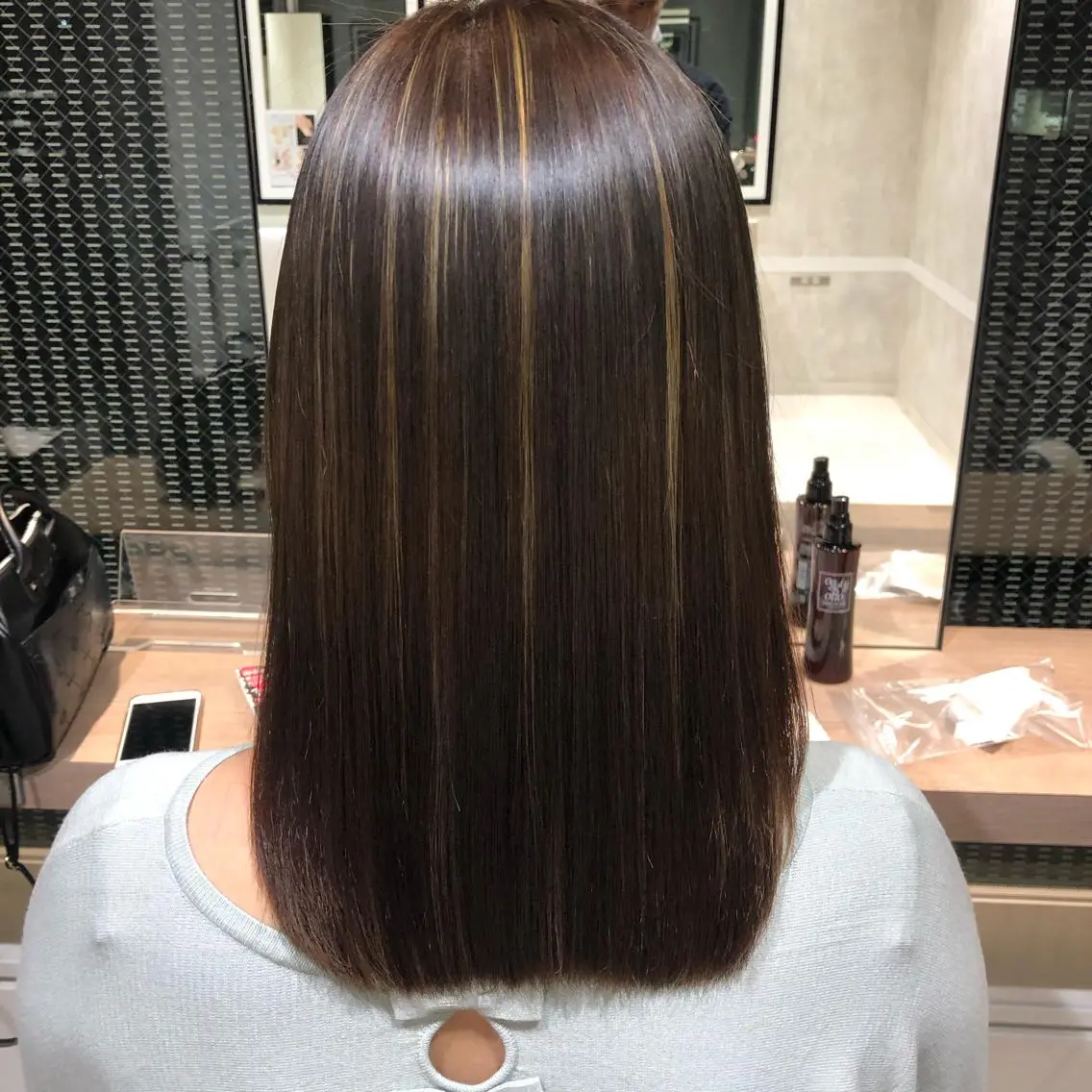ロング 髪質改善 小顔カット 縮毛矯正 トリートメント 酸熱トリートメント CYNTHIADUE 店長| IRISUのヘアスタイル