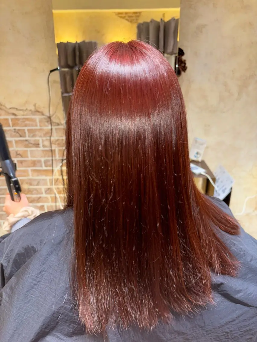 カラー 山本 遥海のヘアスタイル