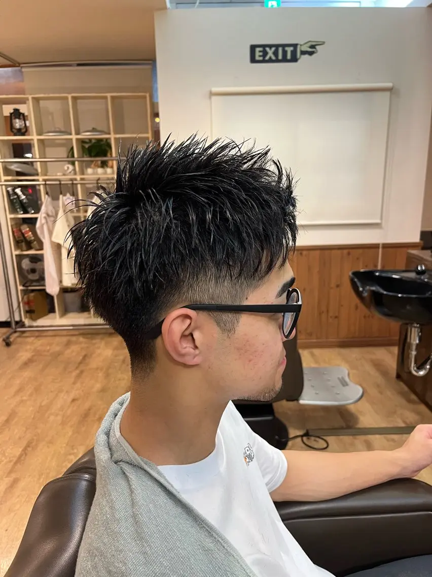 ショート メンズ ツーブロック 似合わせカット ショートヘア 桂 孝太朗のヘアスタイル