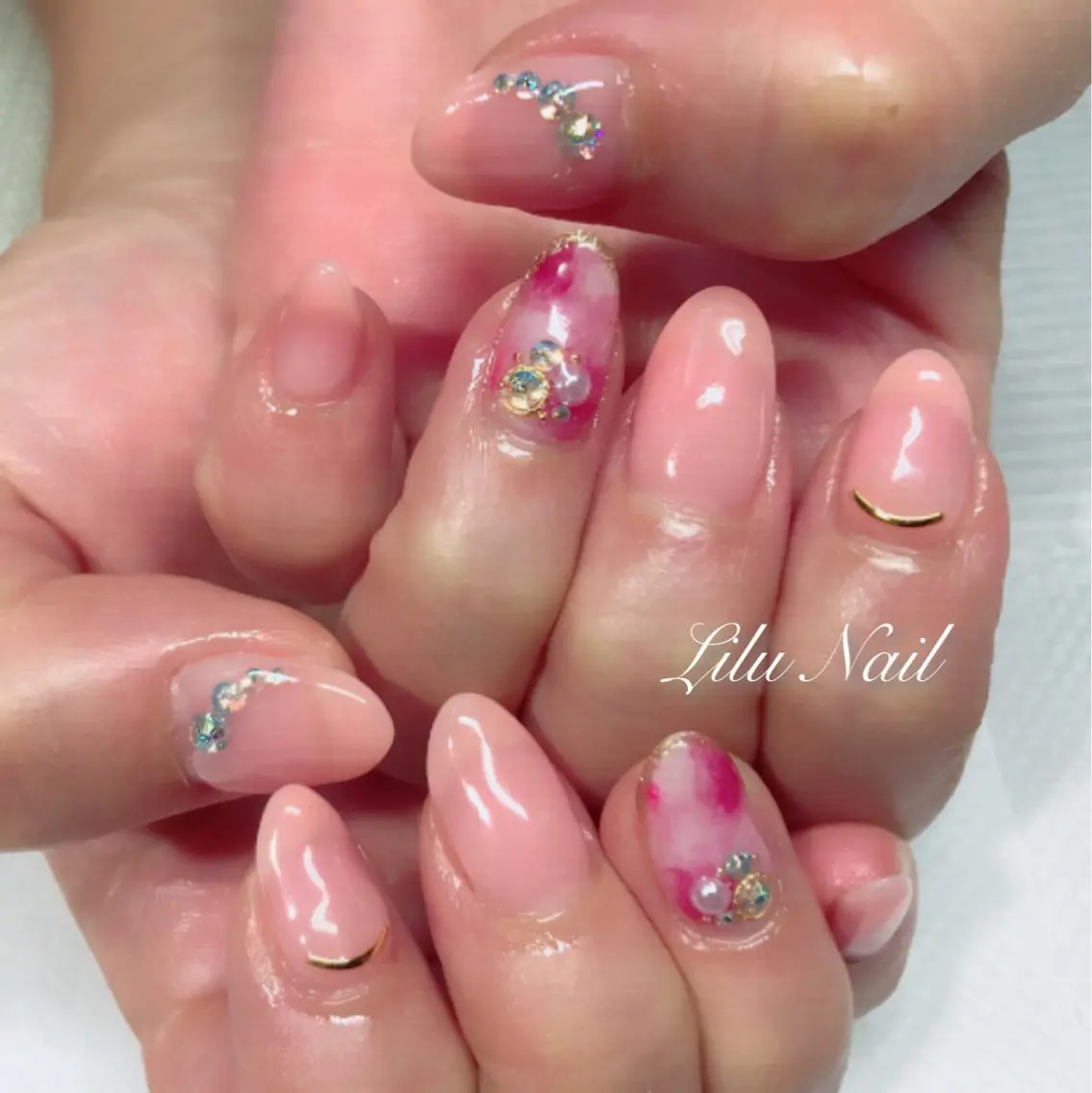 ネイル モチの良さ◉ フィルインネイル♡のネイルデザイン
