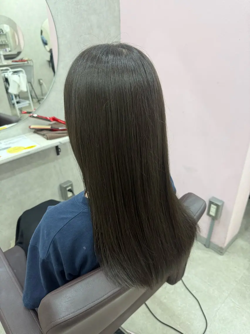 カラー 💙関 愛菜💙のヘアスタイル