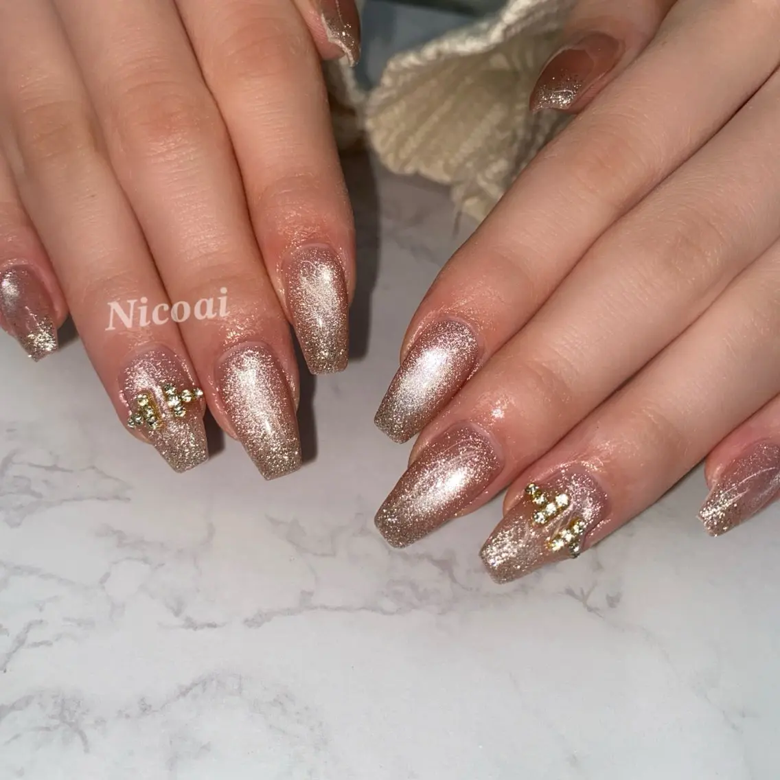 ネイル ジェルネイル マグネットネイル ニュアンスネイル オフィスネイル ワンカラーネイル ハンドネイル NailSalon Nicoaiのネイルデザイン