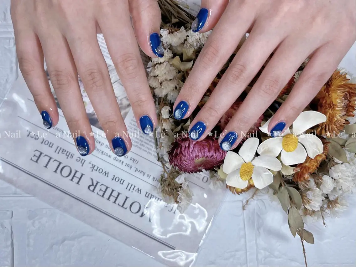 ショート カラー ネイル Le’a NailSalonのネイルデザイン