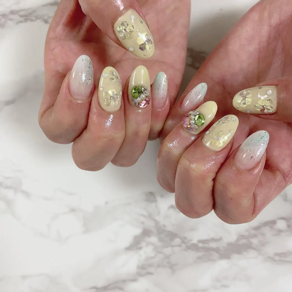 ネイル SOL NAILのネイルデザイン