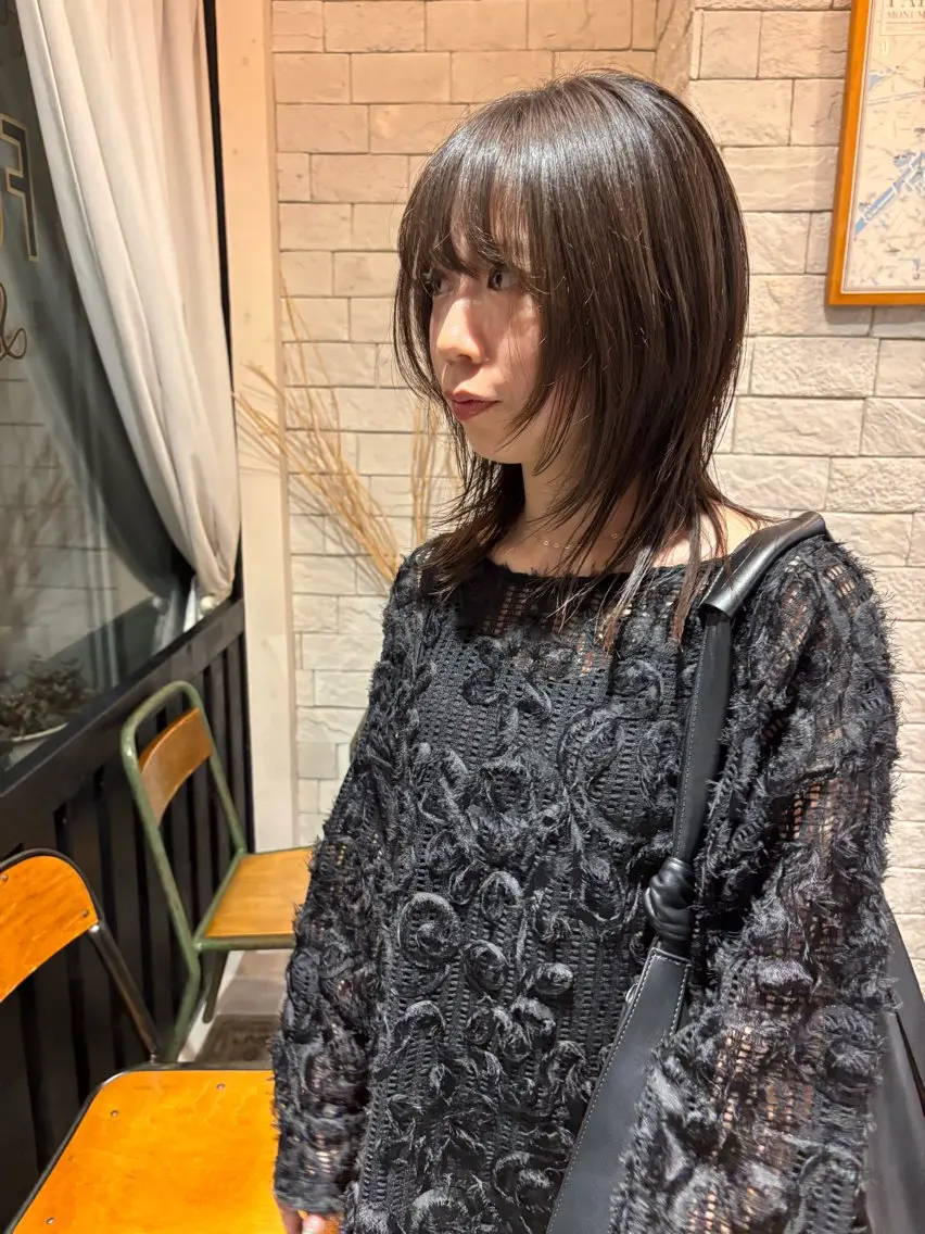 ミディアム 宇留間 涼香のヘアスタイル