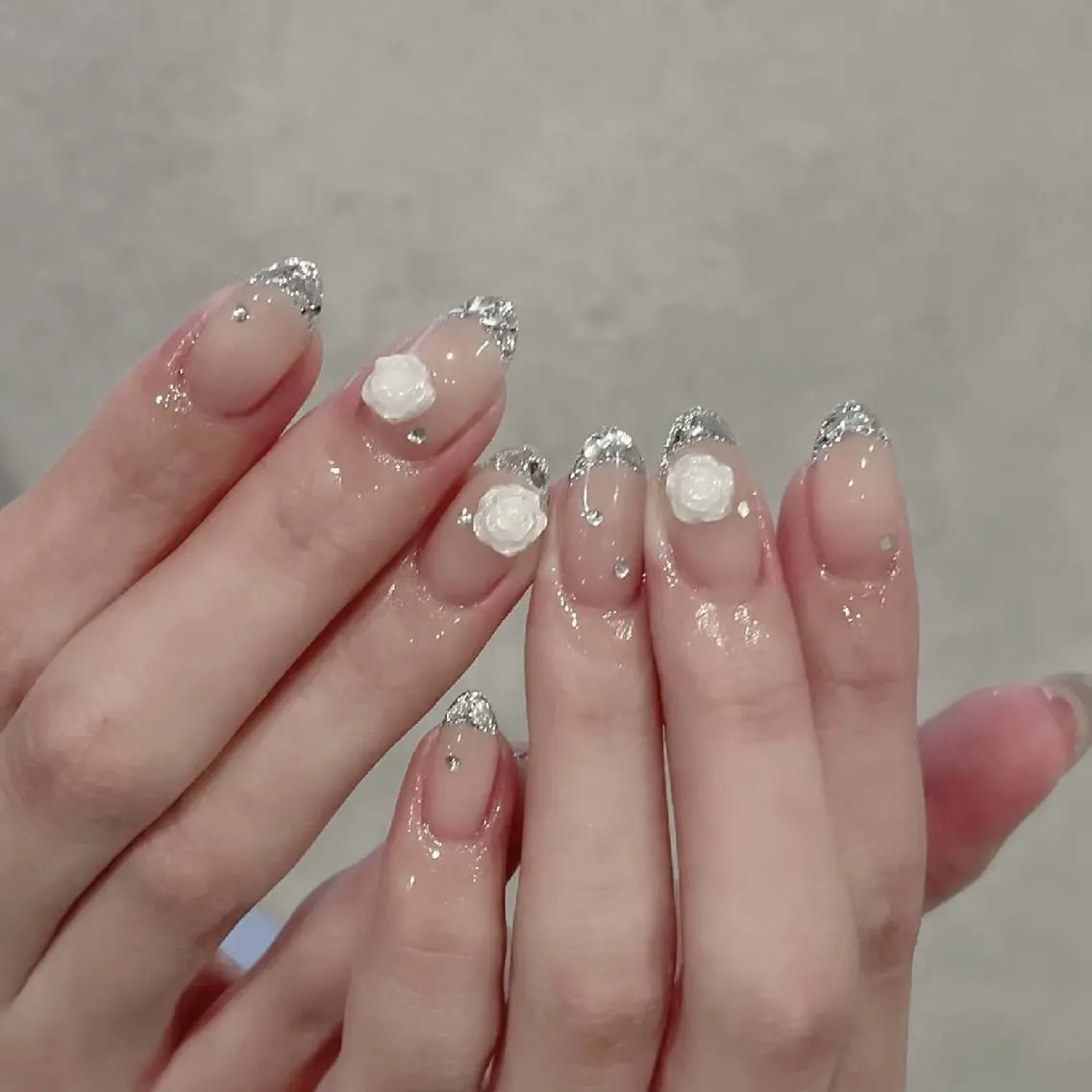 ネイル チークネイル フレンチネイル ジェルネイル ガーリー ガラスフレンチ ハンドネイル UM Nail Salonのネイルデザイン