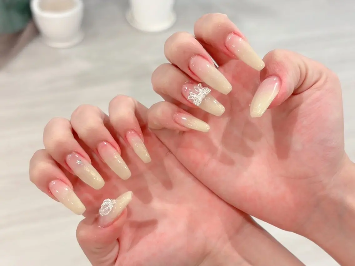 ネイル ネイルサロン Easenのネイルデザイン