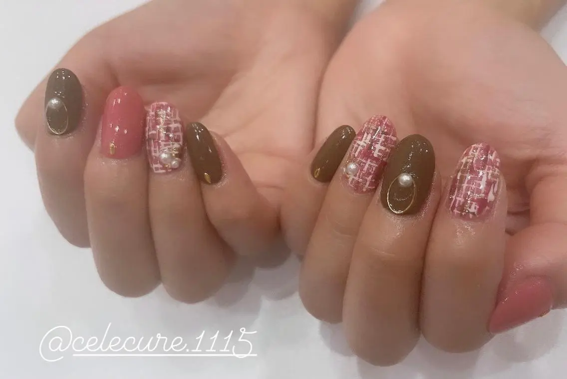 ネイル ピンク ツイードネイル ネイリスト Nのネイルデザイン