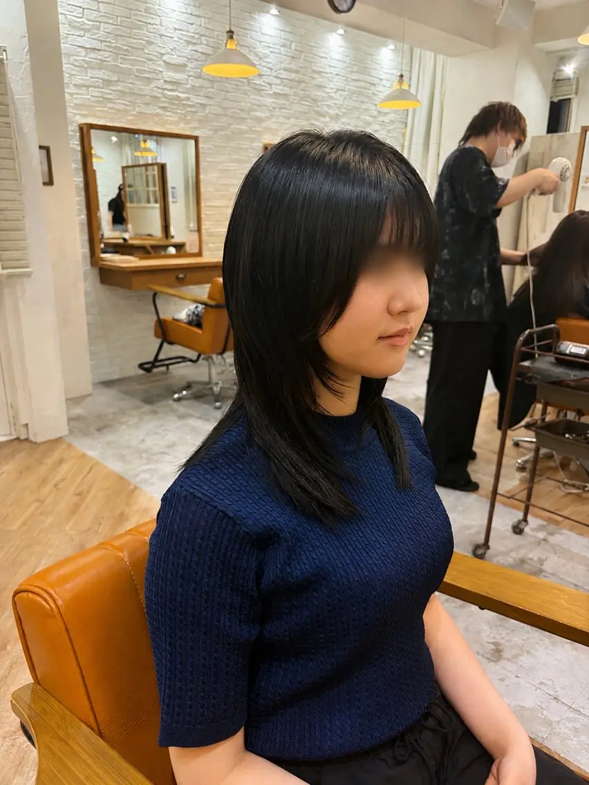 セミロング カット トリートメント 松下 倫子のヘアスタイル