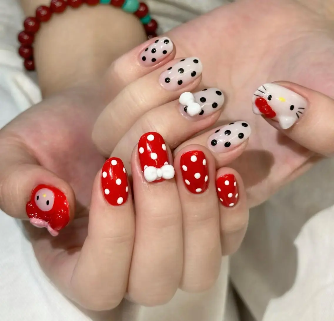 ネイル ハンドネイル 🎀 Ayaka_nailのネイルデザイン