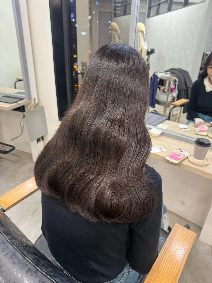 ロング カラー ヘアアレンジ ブラウンカラー ラベンダーカラー ヘアカラー トリートメント Himawari♡ 柔らかいカラーのヘアスタイル