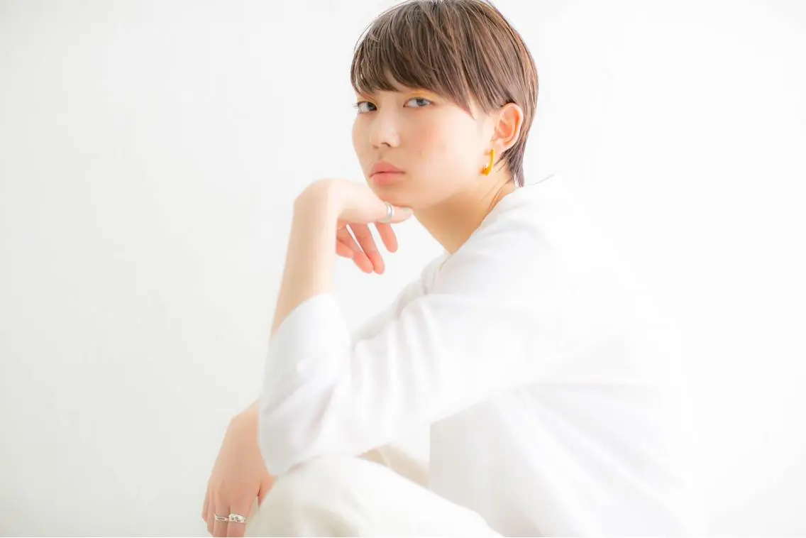 ショート 髪質改善ストレート、 カラー清野雄大のヘアスタイル