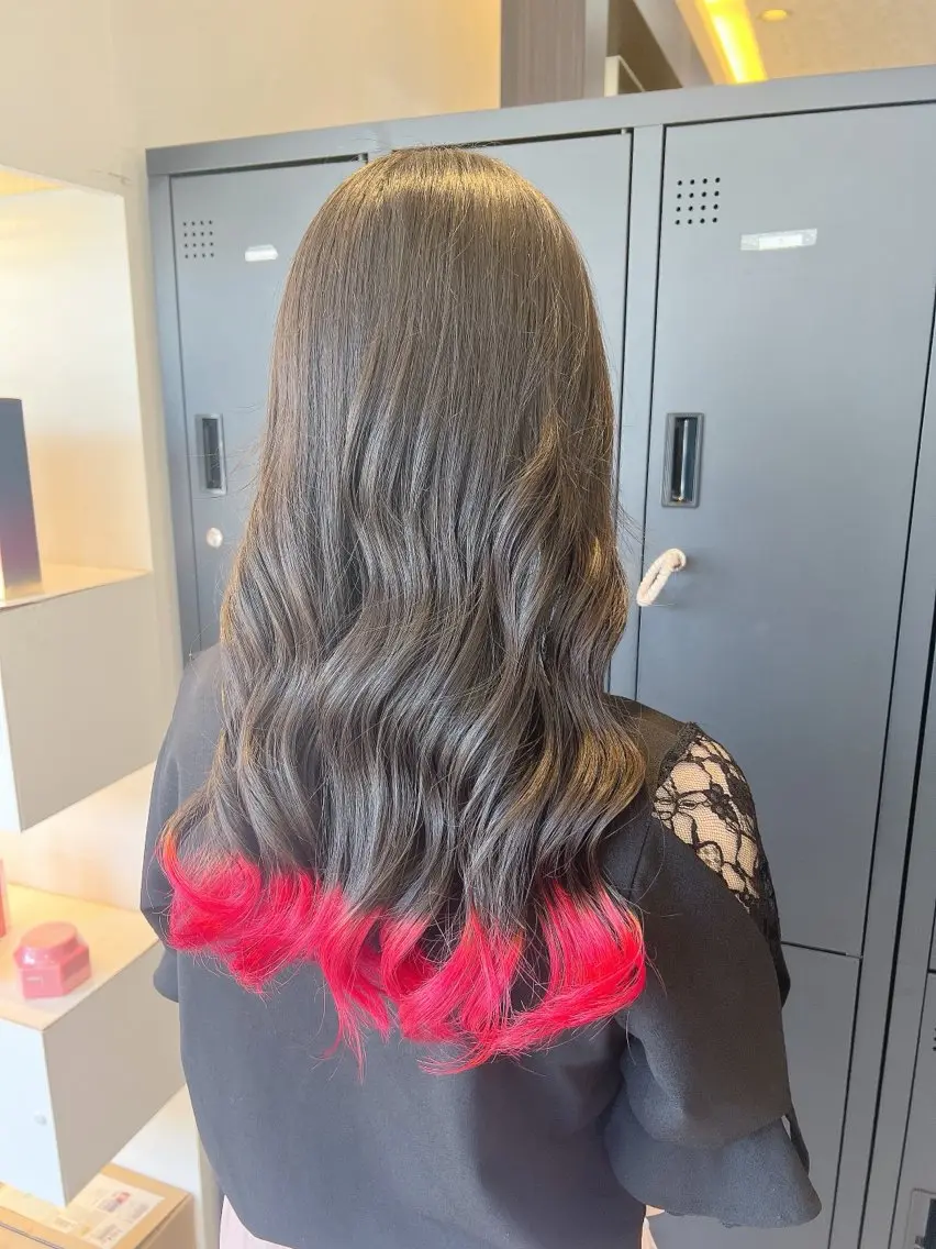 ロング カラー 🥀髪質改善/ 透明感🥀ユイキのヘアスタイル