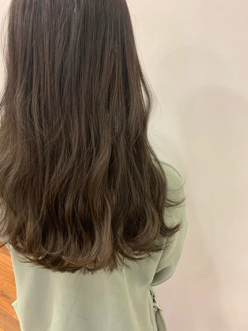 ロング カラー ベージュカラー ヘアカラー トリートメント 半個室サロン/透明感 /艶髪♡岸上 温♡のヘアスタイル