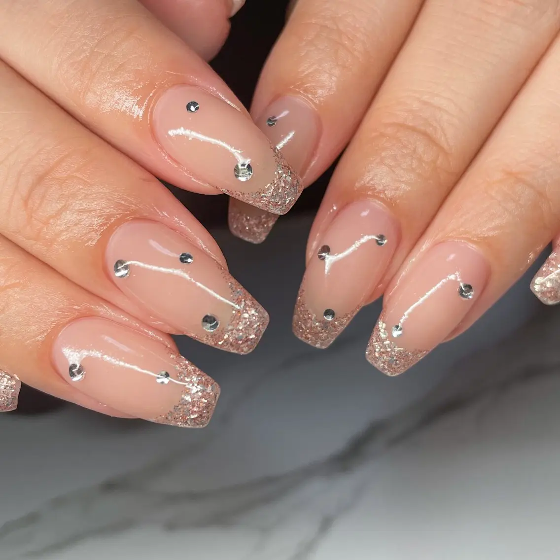 ネイル アートネイル ロングネイル 持ち込み 春ネイル 夏ネイル ハンドネイル Nail Salon AMICALのネイルデザイン