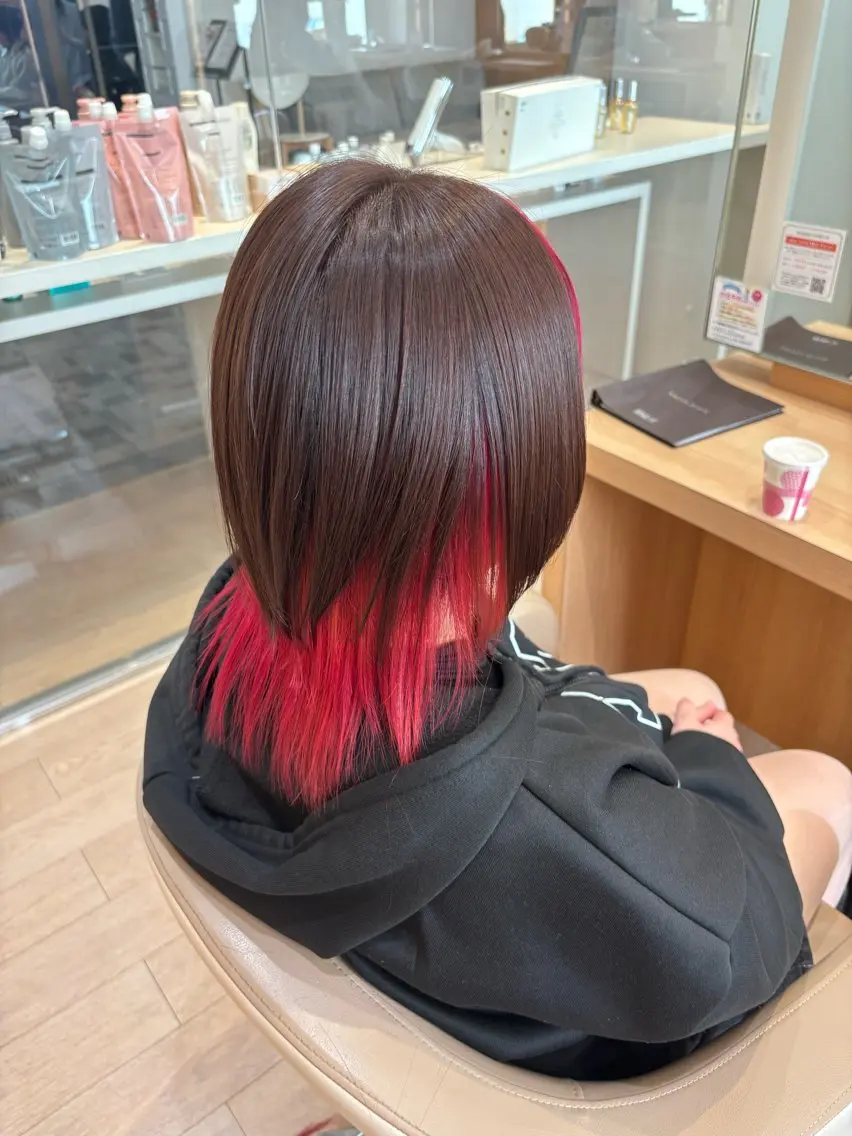ミディアム カット ヘアカラー 徳田 七海のヘアスタイル