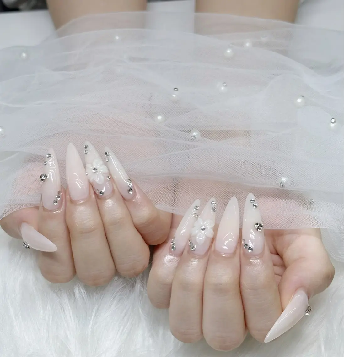 ネイル 韓国ネイル マグネットネイル 持ち込み ハンドネイル Mimi Nail_Royalのネイルデザイン