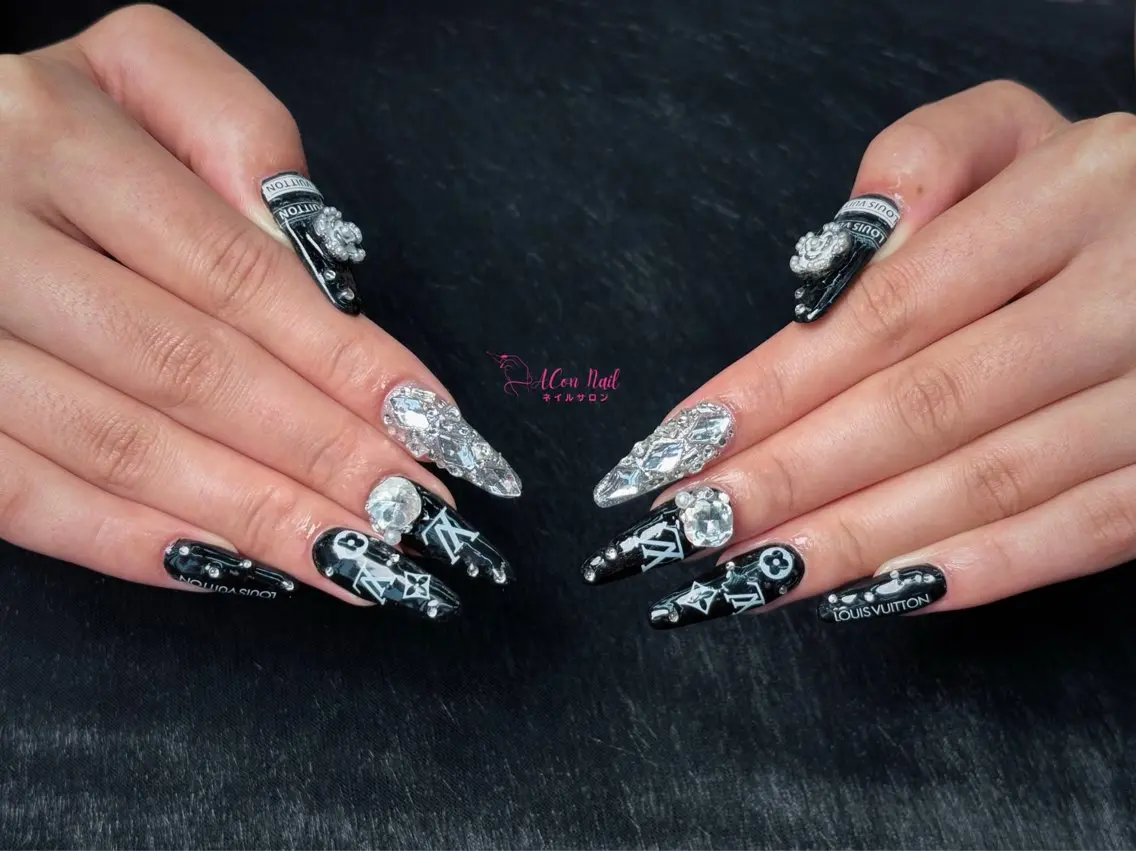 ネイル 桜ネイル 長さ出し フラワーネイル フレンチネイル ジェルネイル ハンドネイル ACon NailSalonのネイルデザイン