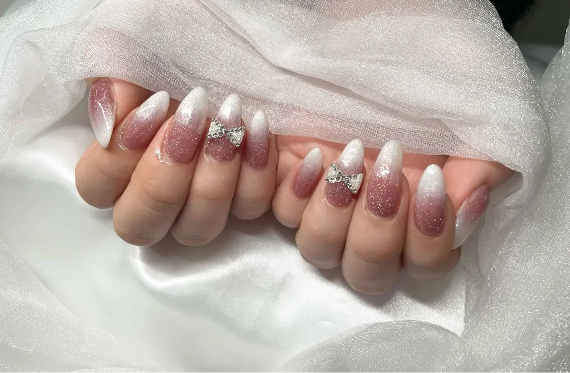 ネイル ハンドネイル Roi〈ロワ〉 Minakoのネイルデザイン