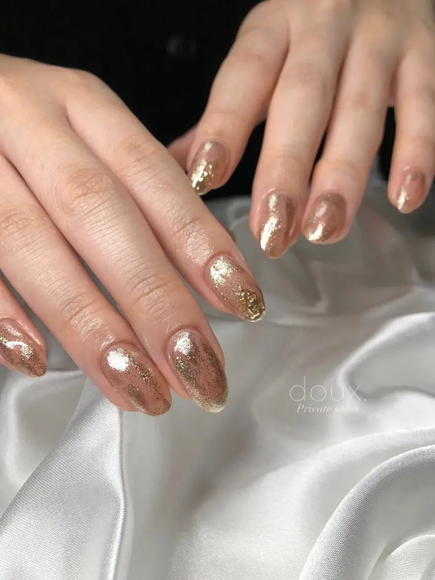 ネイル フレンチネイル キラキラネイル 韓国ネイル マグネットネイル ミラーネイル doux. nailのネイルデザイン