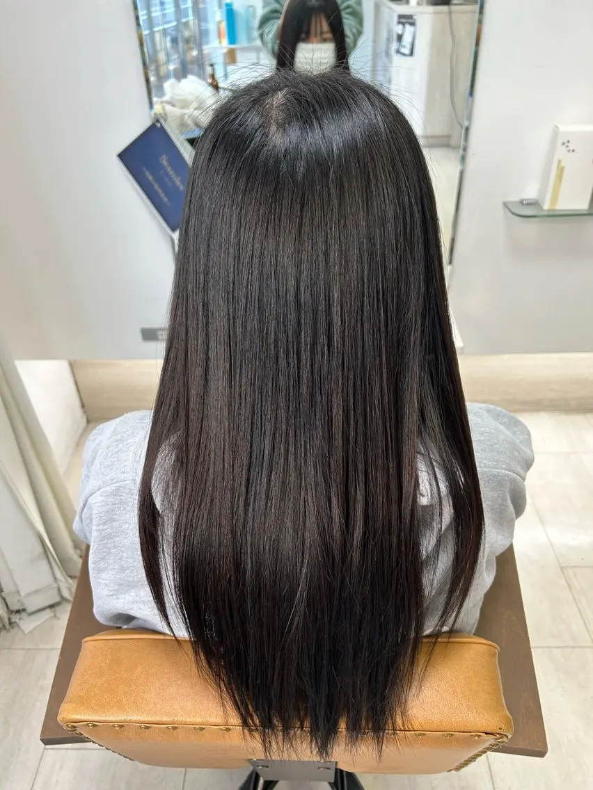 ロング トリートメント 栗田 優月のヘアスタイル
