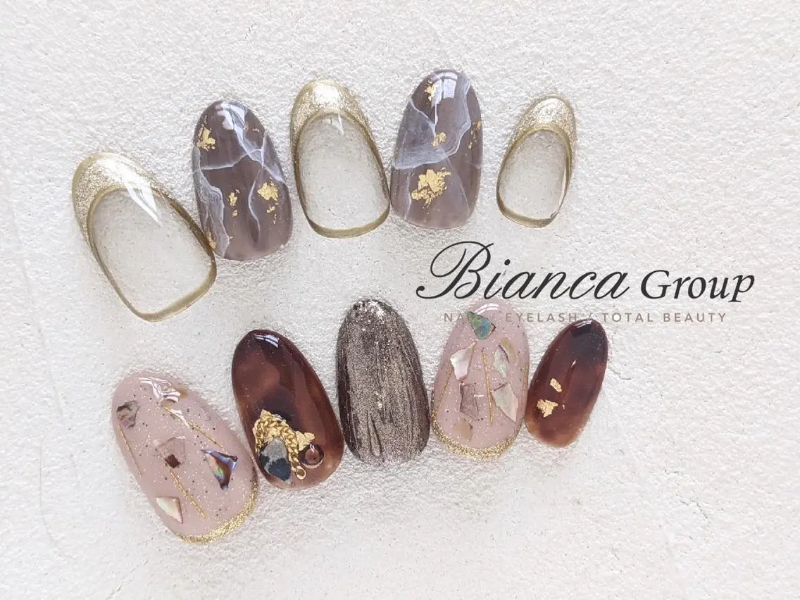 ネイル BIANCA Ouchidaのネイルデザイン