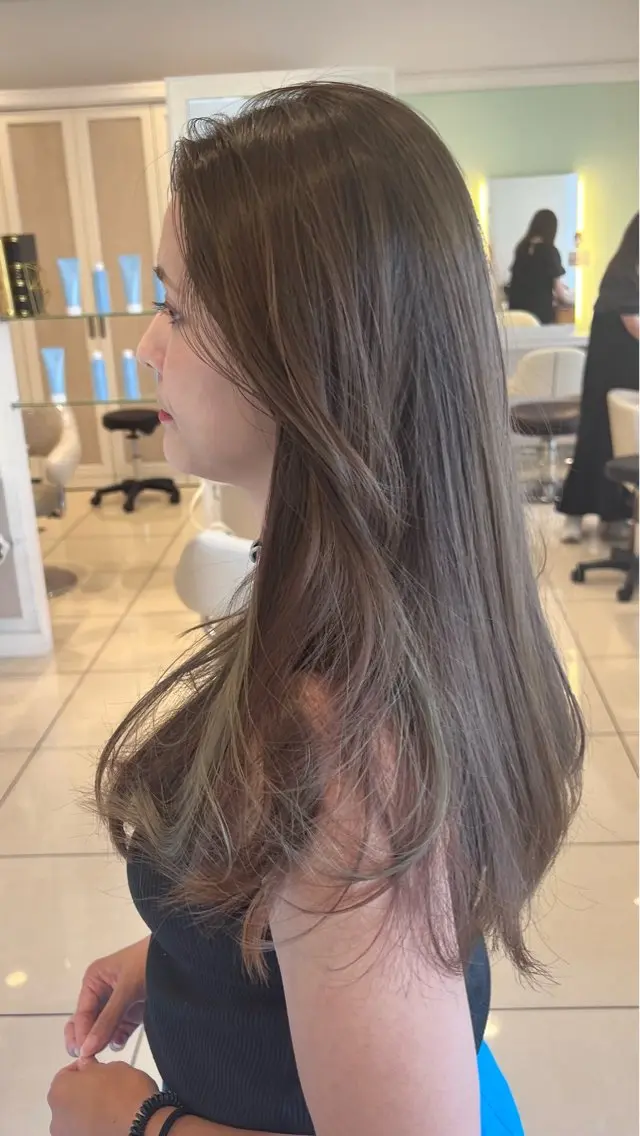 ロング カラー カット ヘアカラー トリートメント 金子 直樹のヘアスタイル