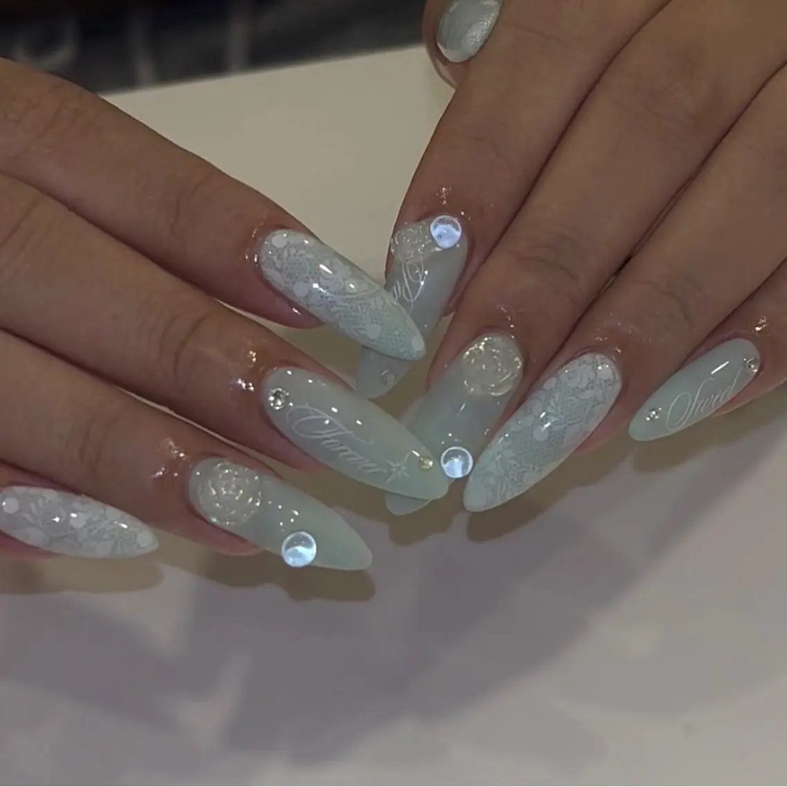 ネイル 韓国ネイル マグネットネイル 持ち込み ハンドネイル Mimi Nail_Royalのネイルデザイン