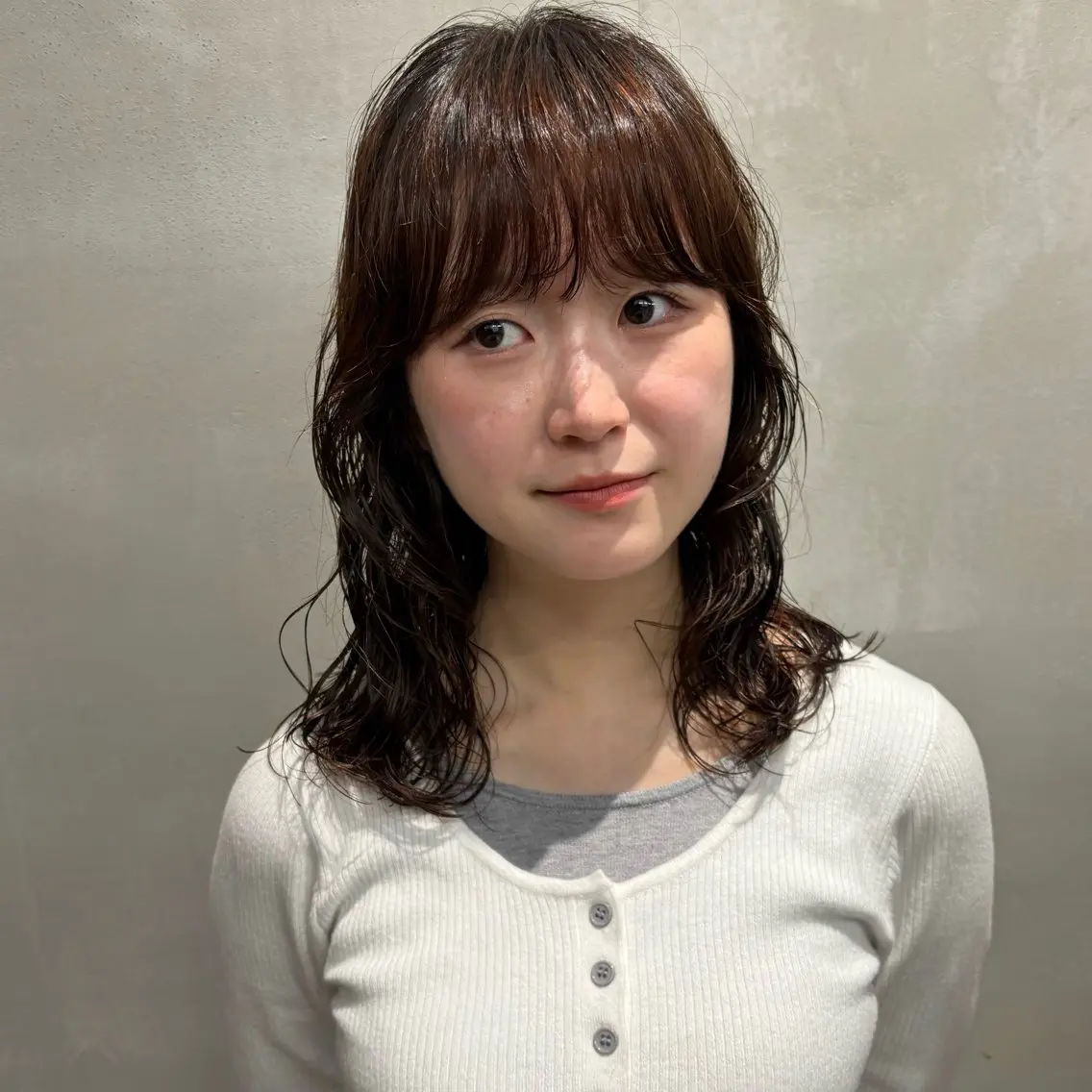 セミロング パーマ カット パーマ トリートメント 瑠己杏 :ボブ/ ハイトーンワンカラーのヘアスタイル