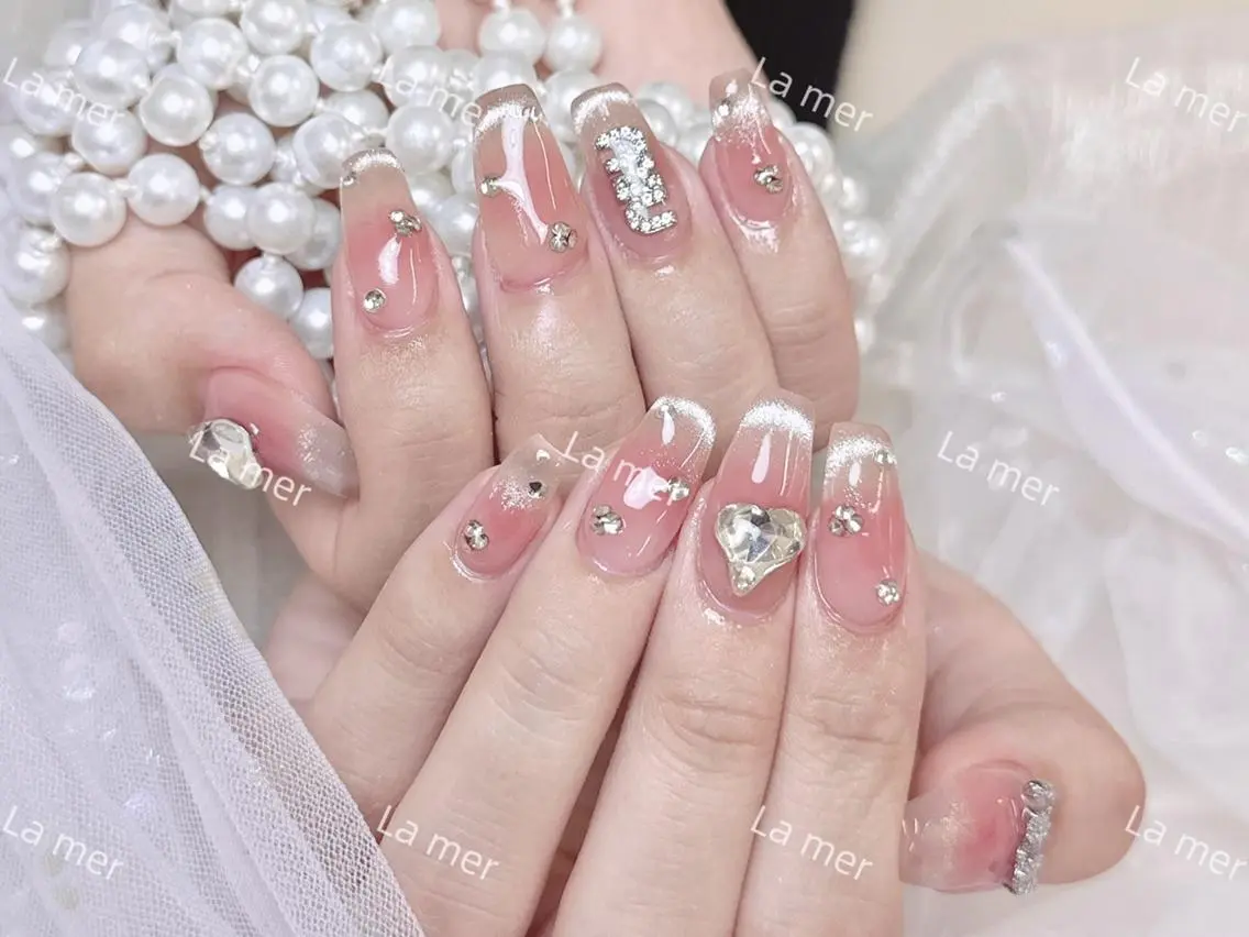 ネイル 🌻 Momoko_のネイルデザイン