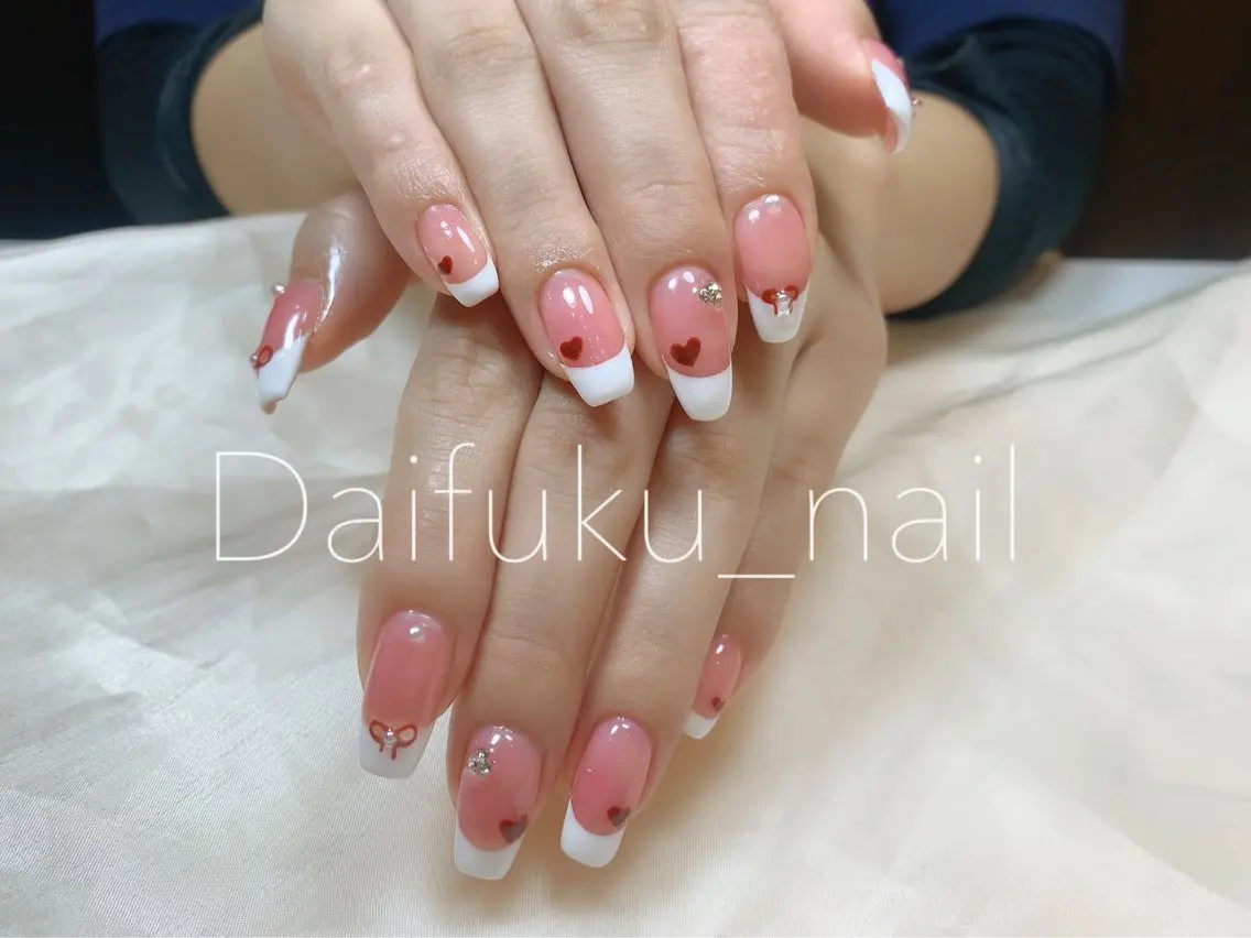 ミディアム ハンドネイル Daifuku nailsのネイルデザイン