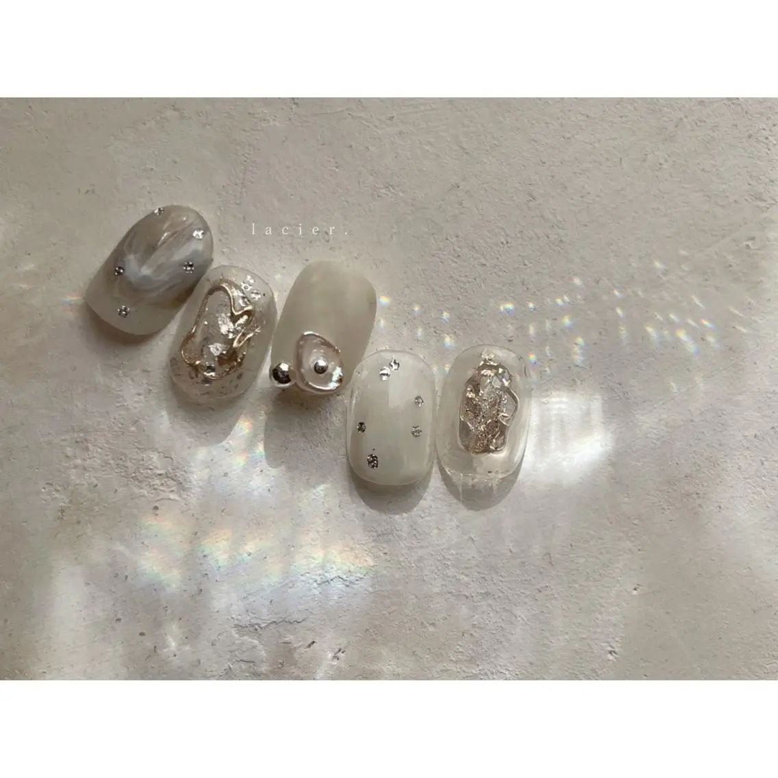 ネイル アートネイル フレンチネイル 氷ネイル・うるうるネイル マグネットネイル ミラーネイル lacier nailのネイルデザイン