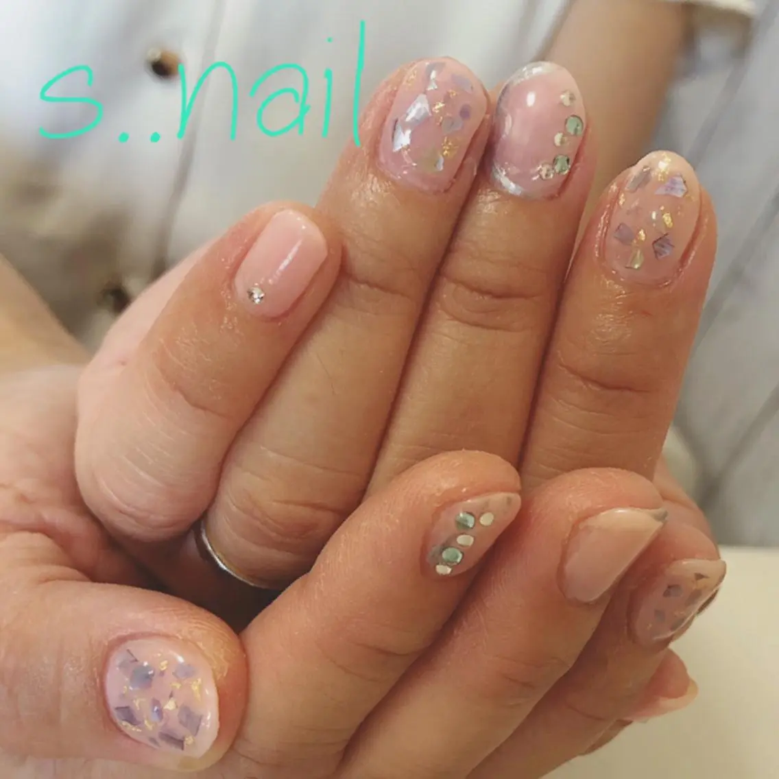 ネイル ニュアンスネイル ピンク シルバー ハンドネイル フットネイル s..nail / MORITAのネイルデザイン