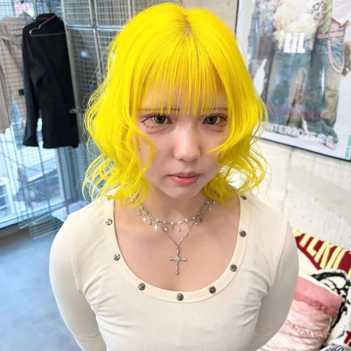 ミディアム カラー ヘアアレンジ カット ヘアカラー トリートメント TAKUMAブリーチ /デザインカラーのヘアスタイル